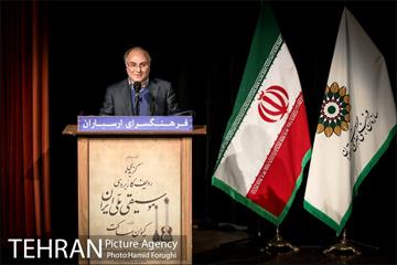 رونمایی کتاب کیوان ساکت در فرهنگسرای ارسباران 2
