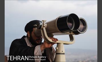 استهلال هلال ماه شوال از فراز برج میلاد تهران 24