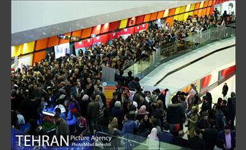 اکران خصوصی فیلم سینمایی سلام بمبئی در پردیس کورش 19