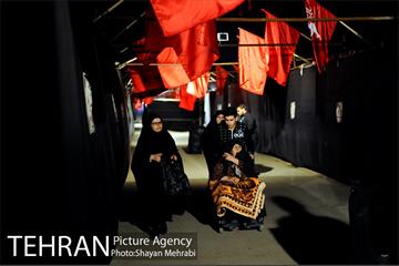 نمایش بزرگ «تنهاتر از مسیح» 1