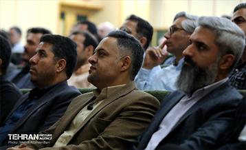 تقدیر از عوامل اجرایی کلان پروژه‌های منطقه ۹ 17