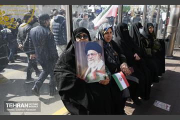 راهپیمایی ۲۲ بهمن در تهران -۱ 19