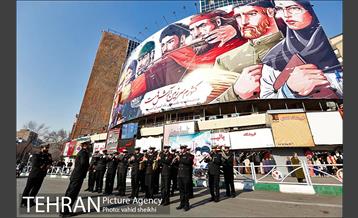 اجرای گروه موزیک به مناسبت سالگرد ورود امام خمینی (ره) 19