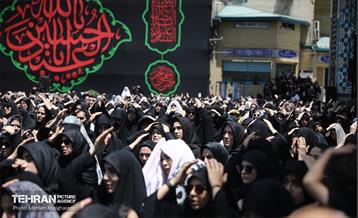 عزاداری ظهر عاشورا در امامزاده صالح (ع) 47