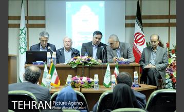 نخستین نشست تخصصی گردشگری پایدار شهری در تهران 5