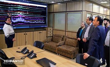 حضور مدیرکل سرمایه انسانی شهرداری تهران در ستاد مدیریت بحران شهرداری تهران 7