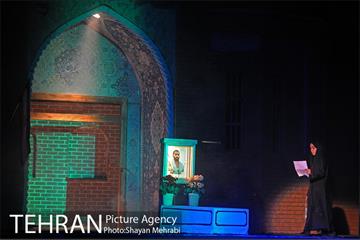 نمایش فصل وصل در باغ موزه دفاع مقدس 35