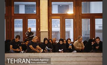 مراسم احیای شب بیست‌ویکم رمضان در مصلی تهران  15