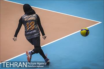 قهرمانی زود هنگام والیبال زنان سایپا تهران 17