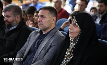 رونمایی از مدال ورزشی منطقه‌۸    14