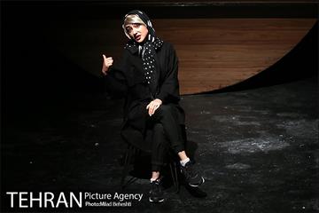 نمایش جیرجیرک، نسخه پاراجانف 16