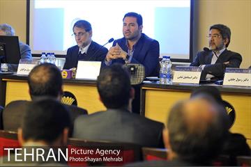 پنل اینترنت اشیا با حضور مهندس فرجود در هفتمین همایش سالانه بانکداری الکترونیک و نظام های پرداخت 9