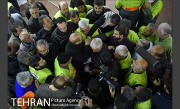 حضور شهردار تهران در نماز جماعت و زیارت عاشورا و صرف صبحانه در جمع خدام‌الحسین  6