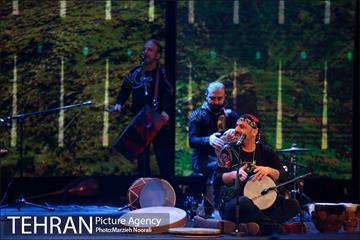 کنسرت آنلاین گروه موسیقی رستاک 16