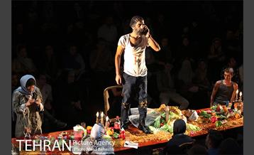 نمایش نمی تونیم راجع بهش حرف بزنیم‎ 18