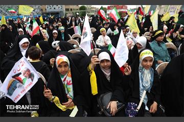 اجتماع «دختران آرمانی» 17