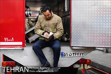 پایان عملیات اطفای حریق ساختمان برق حرارتی میدان ولیعصر 24