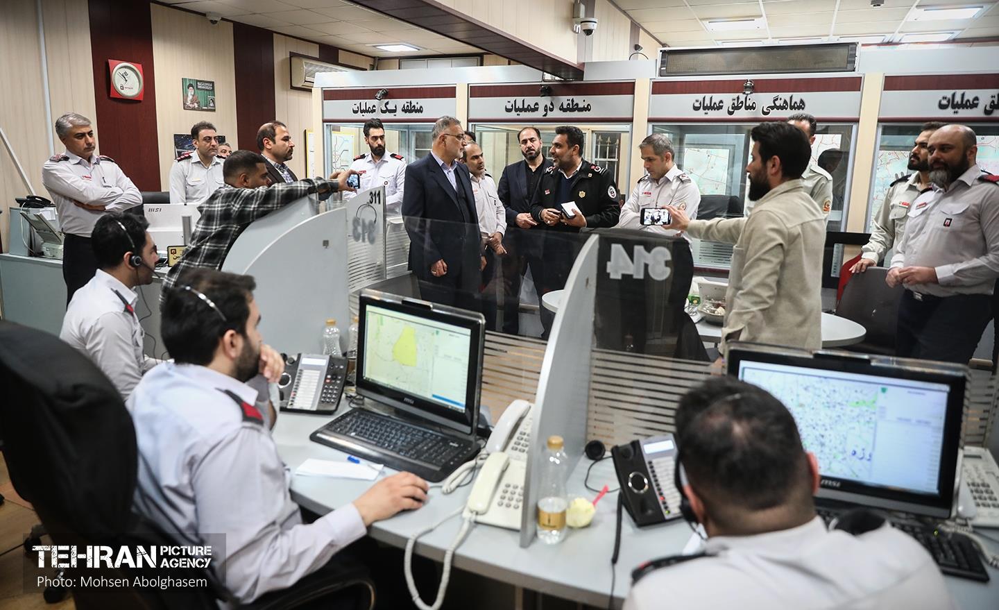 بازدید شهردار تهران از ستاد فرماندهی عملیات آتش نشانی 6
