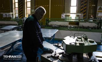 بازدید شهردار تهران از کارخانه خودروسازی «عقاب افشان» 21