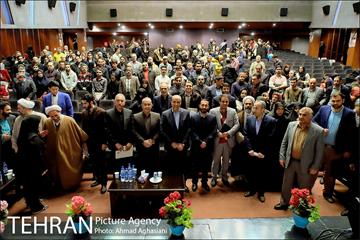 مراسم تجلیل از دانشجویان خانواده های ایثارگران شهرداری 36