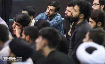 حضور شهردار تهران در برنامه «مثل خمینی» 18