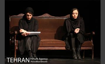 نمایشنامه خوانی کوکوی کبوتران حرم‎ 1