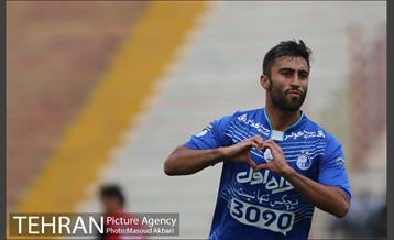 دیدار سیاه جامگان و استقلال تهران در لیگ برتر فوتبال 16