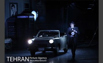 نمایش می سی سی پی نشسته می میرد‎ 3