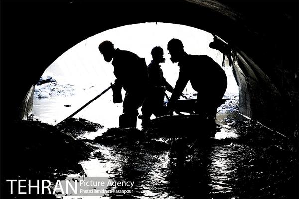 کار در اعماق زمین 15