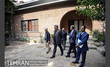 بازدید شهردار تهران از خانه موزه سیمین و جلال 18