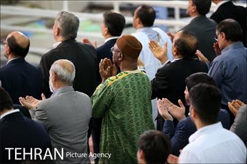 نماز عید فطر به امامت رهبر انقلاب 2