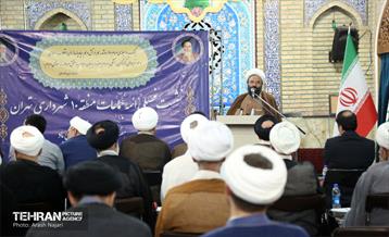 نشست ائمه جماعات با شهردار منطقه 10 13