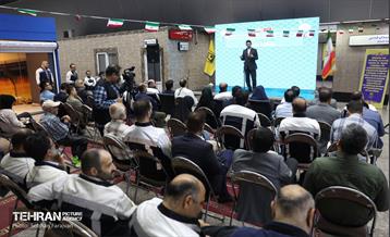 افتتاح نمایشگاه عکس ویتنام در ایستگاه مترو تجریش 23