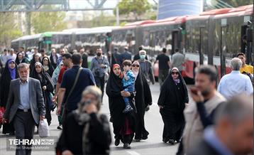 خدمات‌رسانی شهرداری تهران در نماز عید فطر مصلی تهران 13