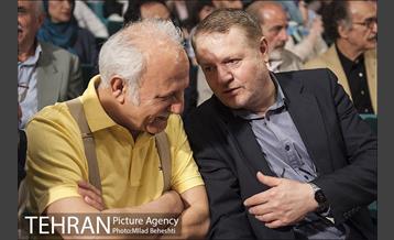 شب کارگردانان تئاتر‎ 13