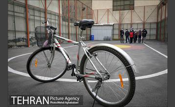 پویش سه شنبه های بدون خودرو در منطقه 8