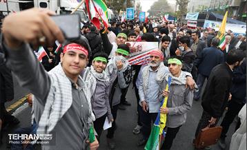 راهپیمایی ۱۳ آبان 16