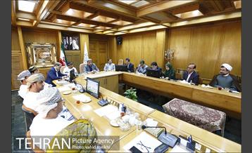 دیدار هیئت بلند پایه عمانی با شهردار تهران 9