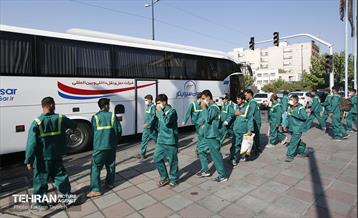 اعزام کاروان خادم الحسین (ع) منطقه 5 7