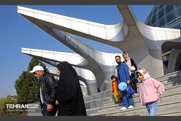 همایش‌ پیاده‌روی خانوادگی کارکنان شهرداری تهران 16