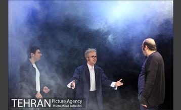 نمایش مرگ و پنگوئن  13