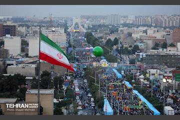 مهمانی ۱۰ کیلومتری عید غدیر در تهران 31