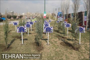 مراسم کاشت نهال به نام و یاد مشاهیر شهرری‎ 17