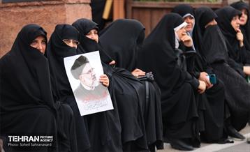 بزرگداشت شهدای خدمت 15