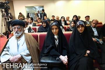 مراسم چهارمین سالگرد درگذشت دکتر صادق آئینه وند 8