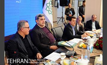 سی و دومین جلسه شورای معاونان، مشاورین و شهرداران با حضور شهردار تهران 12