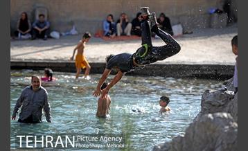 تابستان گرم  در چشمه علی 31