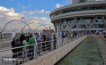 برج میلاد در ایام نوروز 4