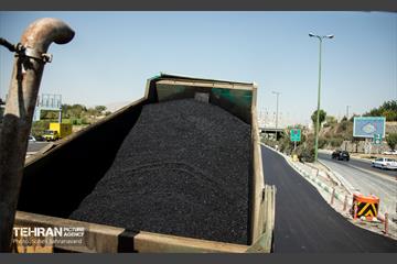 بازدید از آخرین وضعیت بهسازی روکش آسفالت آزادگان 18