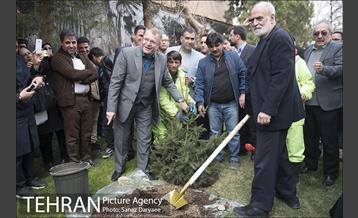 آیین کاشت " درخت فرهنگ و هنر و رسانه"  30